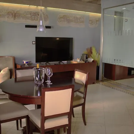 Luxury Flats , Piazza Erbe With Balcony On Main Square Werona