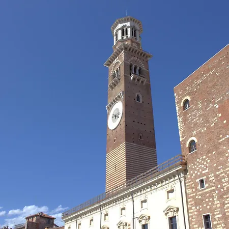 Apartament Luxury Flats , Piazza Erbe With Balcony On Main Square